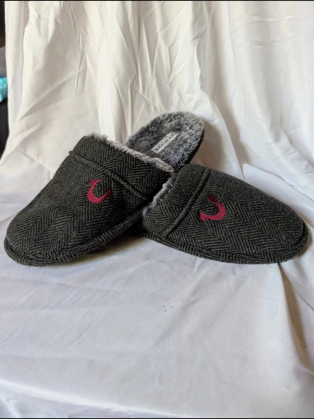 True Religion Gray Faux Fur Slide Slippers